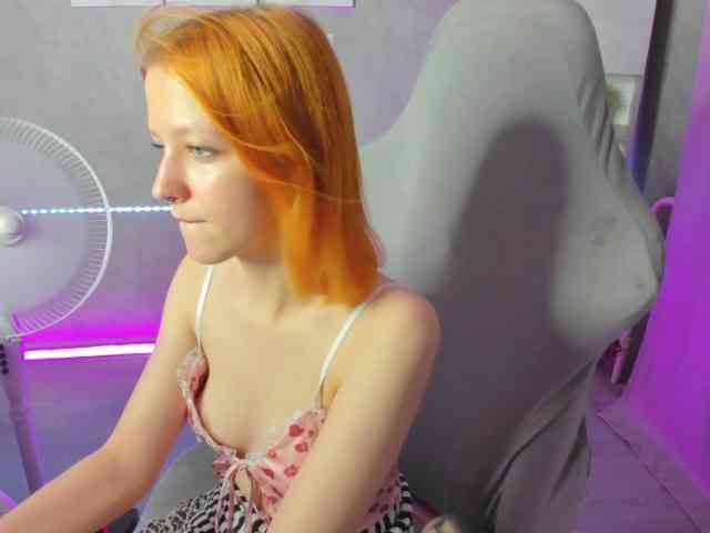 Emma-Dusk webcam