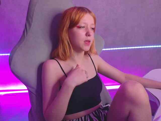 Emma-Dusk webcam