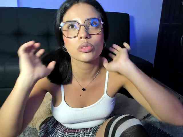 amarawalker11 webcam