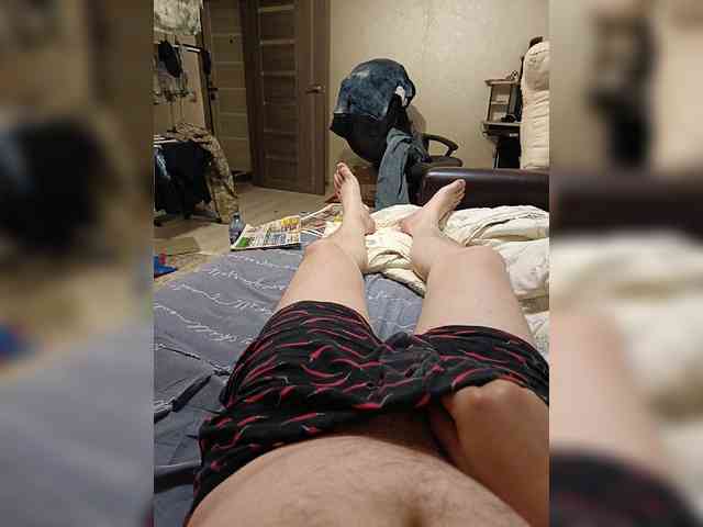 YuR774 Live Webcam on BongaCams