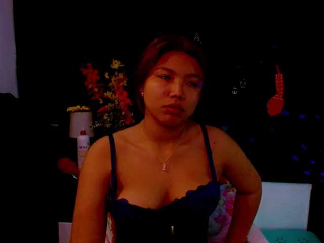 Clloelombaard live cam on BongaCams