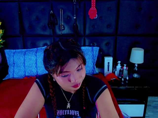 Isalombardi on Bongacams