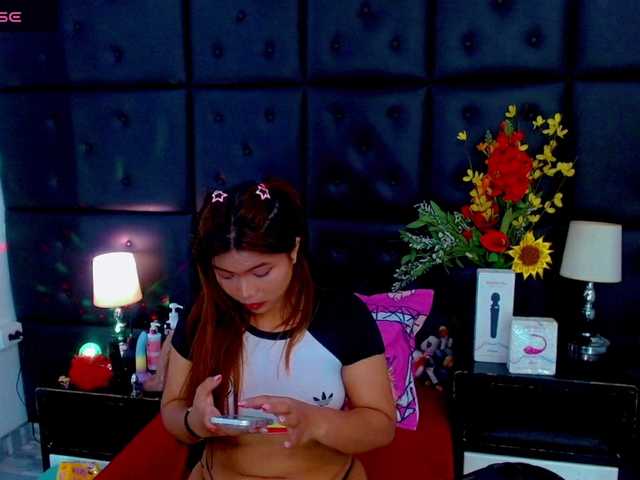 Clloelombaard live cam on BongaCams
