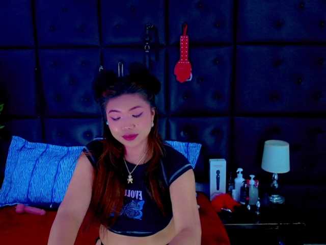 isalombardi webcam bongacams model stream image