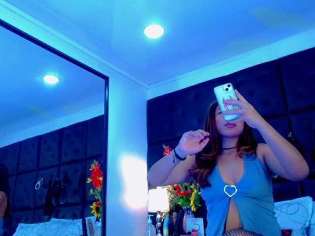isalombardi live cam preview