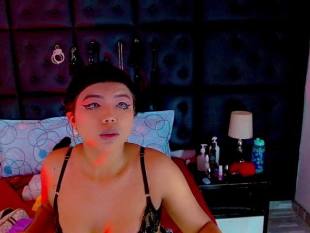 isalombardi webcam bongacams model stream image