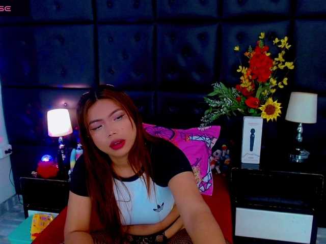 isalombardi live cam preview