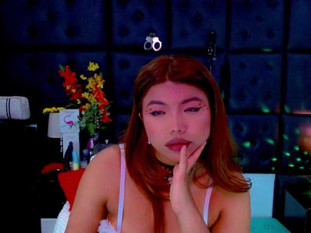 Clloelombaard live webcam show
