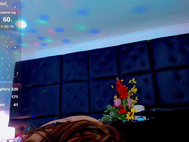 Clloelombaard live cam on BongaCams
