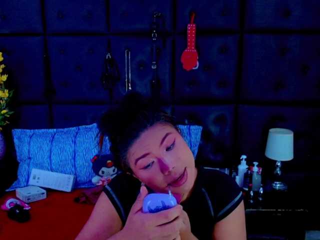 isalombardi live cam preview