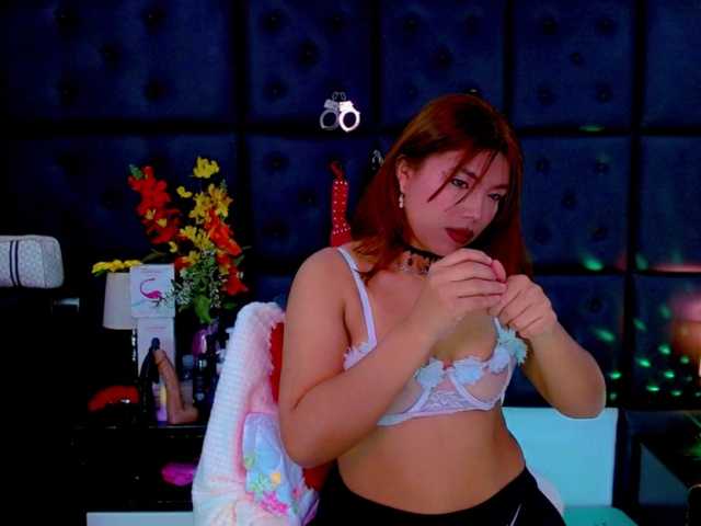 Clloelombaard live webcam show