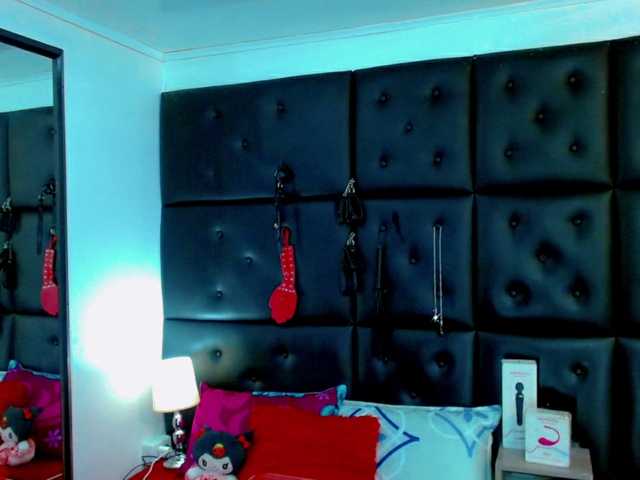 cloelombard webcam