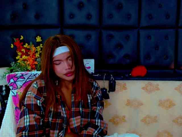 isalombardi webcam