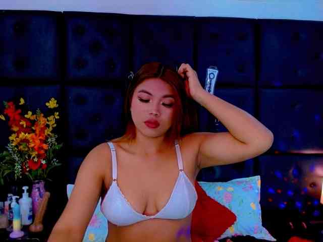 isalombardi webcam