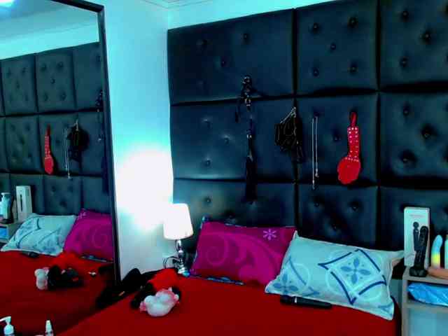 cloelombard webcam