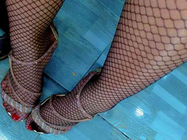 isalombardi webcam