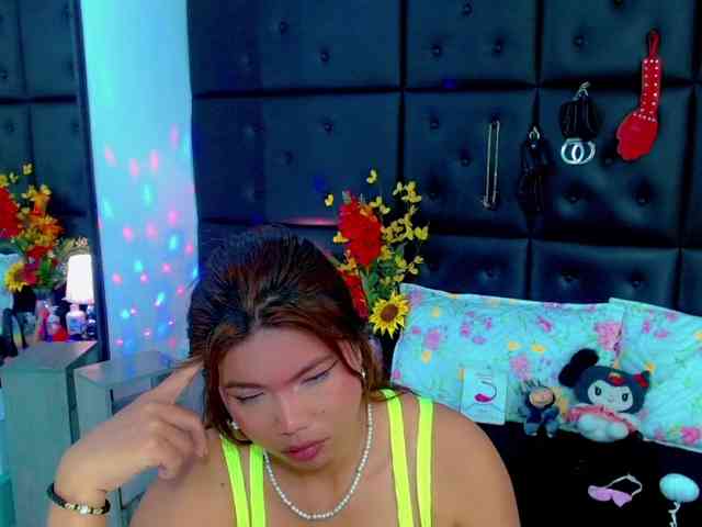isalombardi webcam
