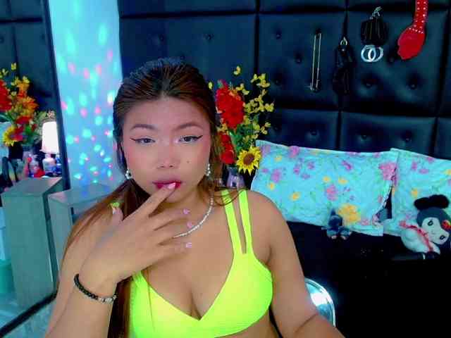 isalombardi webcam