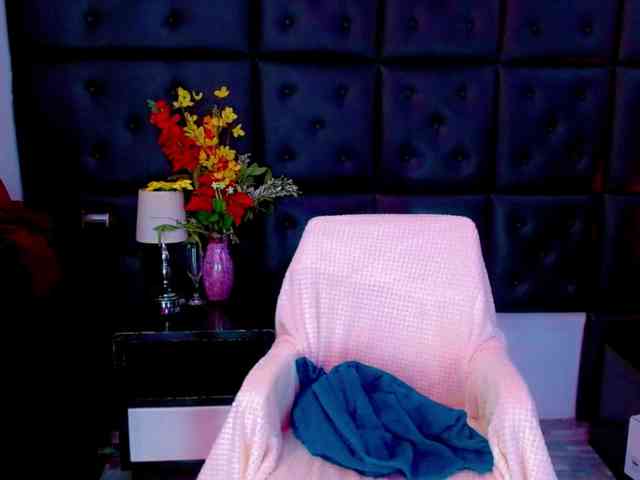 isalombardi webcam