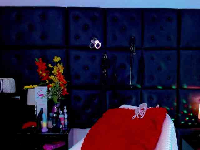 isalombardi webcam