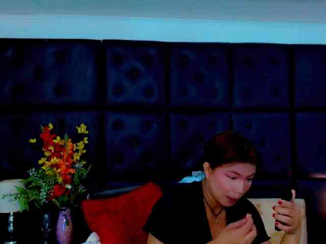 isalombardi webcam