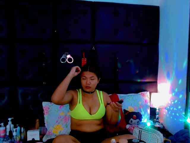 isalombardi webcam