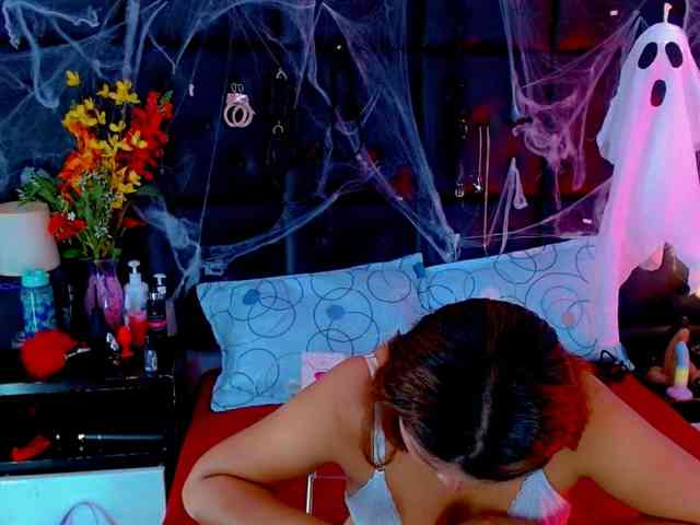 isalombardi webcam