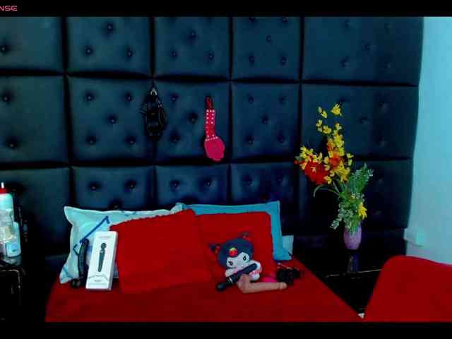 cloelombard webcam
