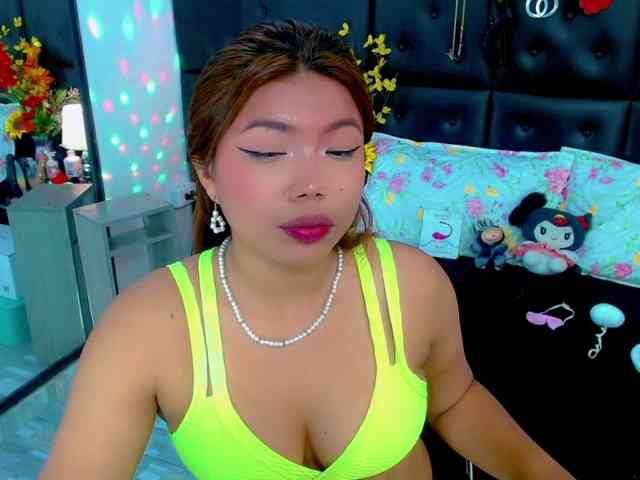 isalombardi webcam
