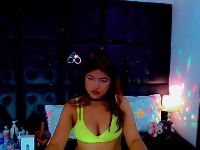 isalombardi webcam