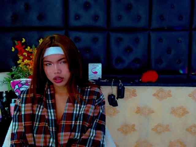 isalombardi webcam