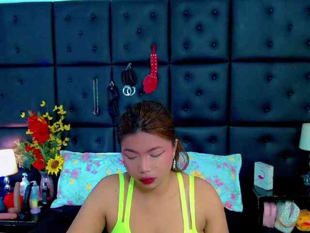isalombardi webcam