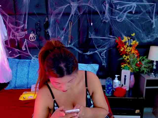 isalombardi webcam