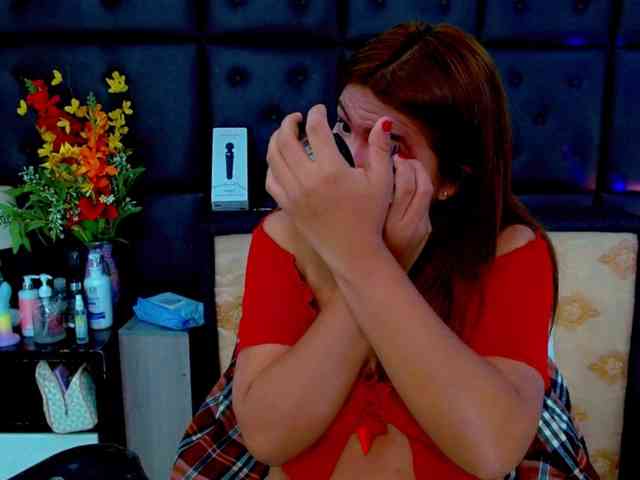 isalombardi webcam