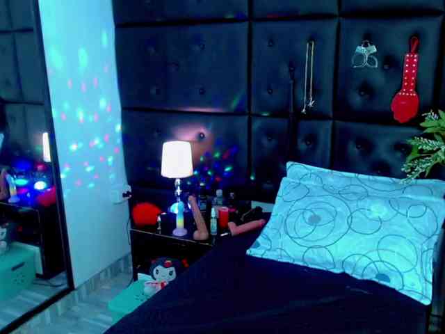 isalombardi webcam