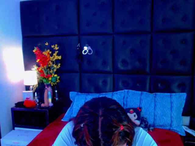 isalombardi webcam