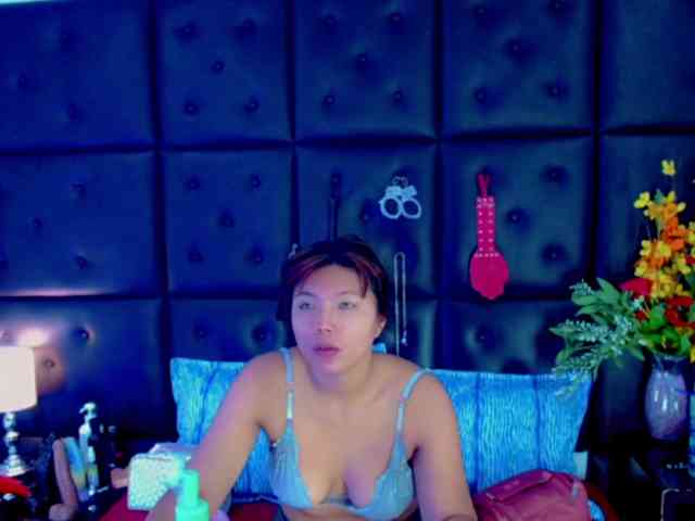 isalombardi webcam