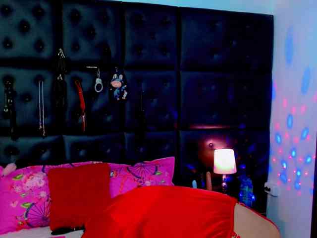cloelombard webcam