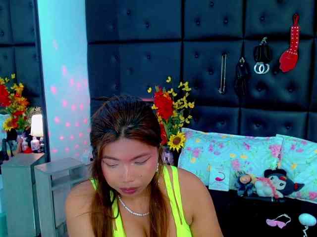 isalombardi webcam