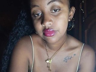 Victoria33's Live Webcam