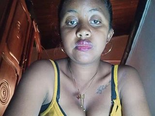 Victoria33's Live Webcam