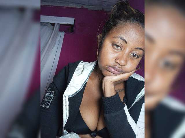 victoria33 live sex show