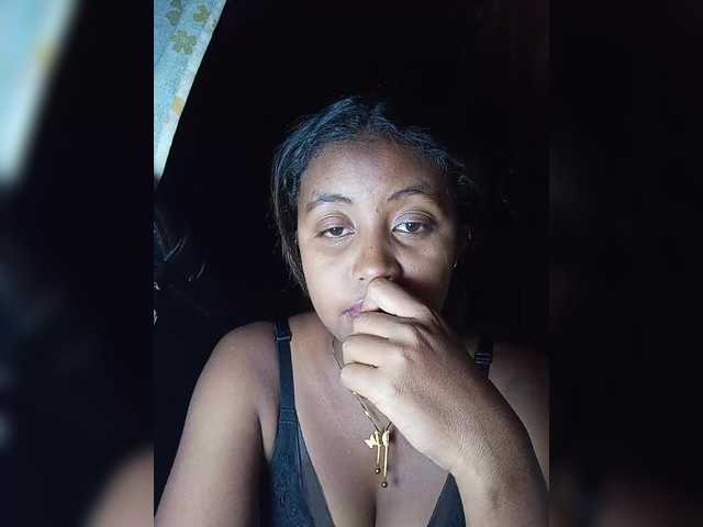 Victoria33's BongaCams show and profile