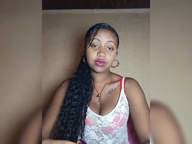 Victoria33 webcam
