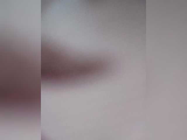 Victoria33's BongaCams show and profile