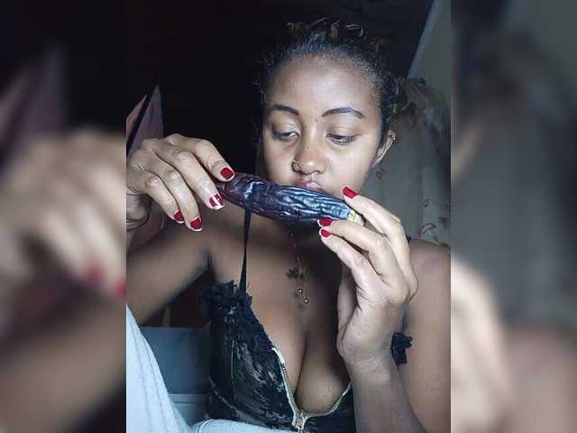 victoria33 live sex show