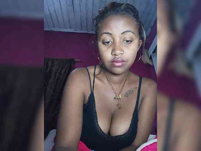 Victoria33 webcam