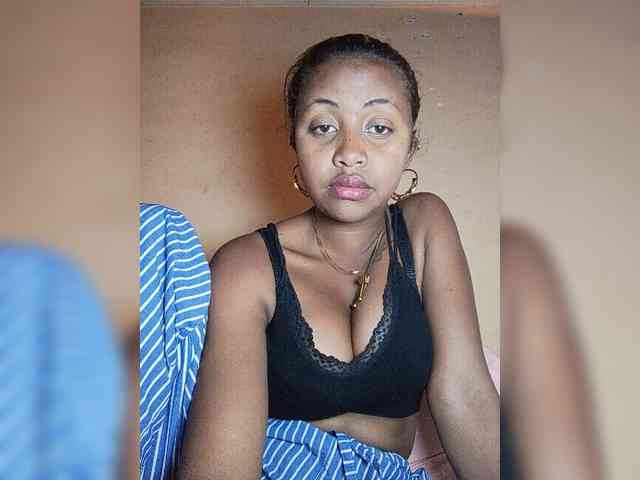 Victoria33 webcam