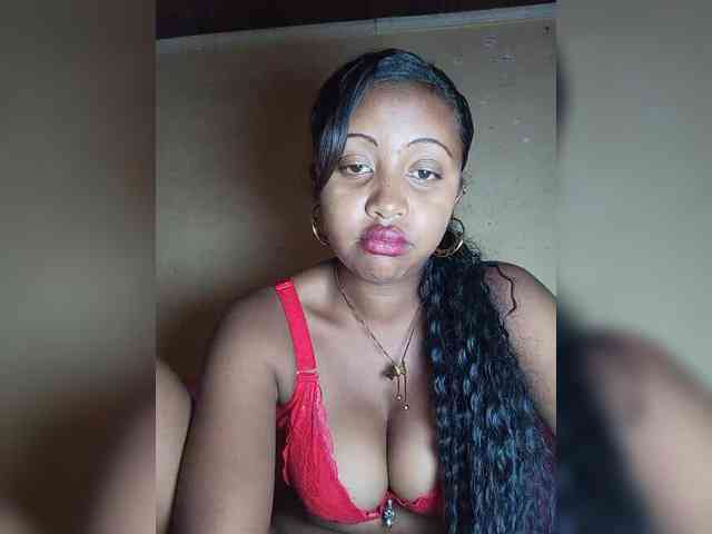 Victoria33 webcam