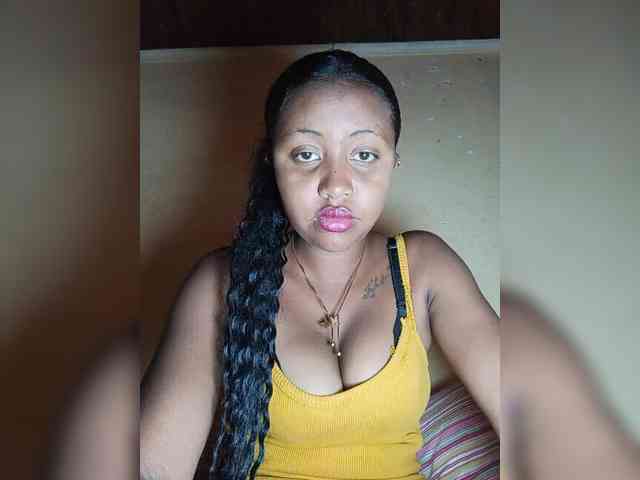 Victoria33 webcam